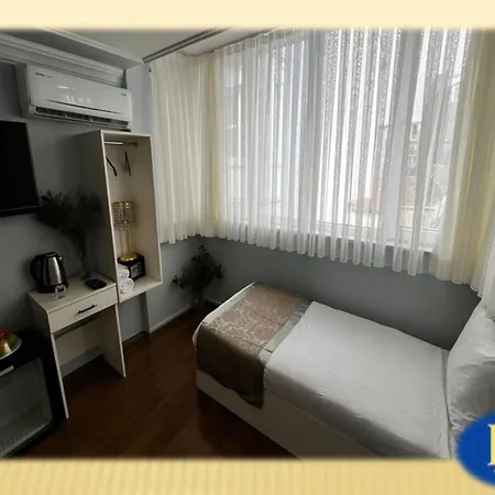 Bali Star Hotel 3*