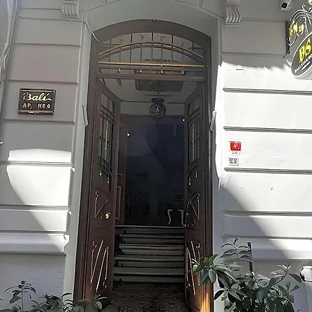 Hotel Bali Star 3*