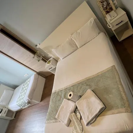 Bali Star Hotel *
